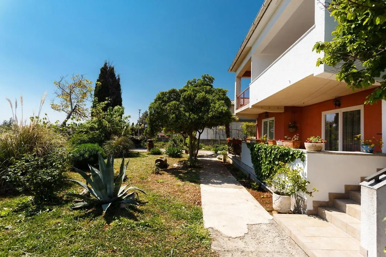 Apartment Oreskovic Krk Town